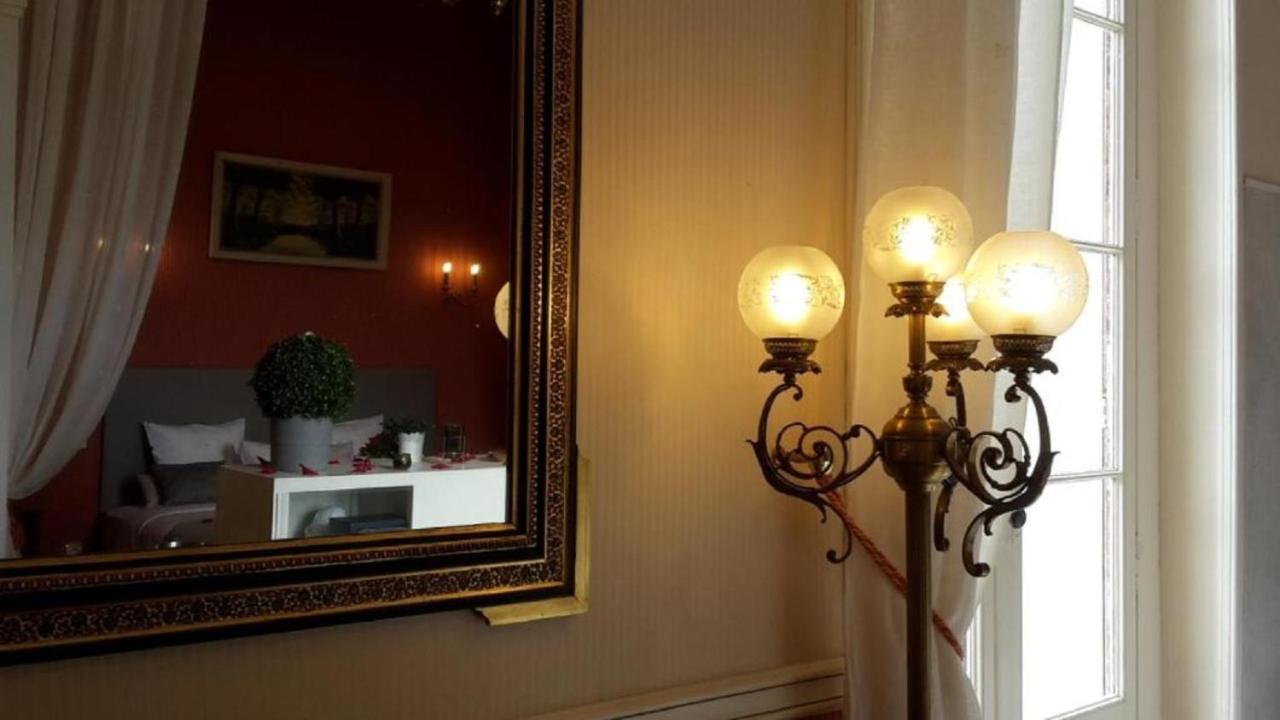 Chateau Marith - Etablissement Climatise Avec Piscine Hotel Clairac  Buitenkant foto