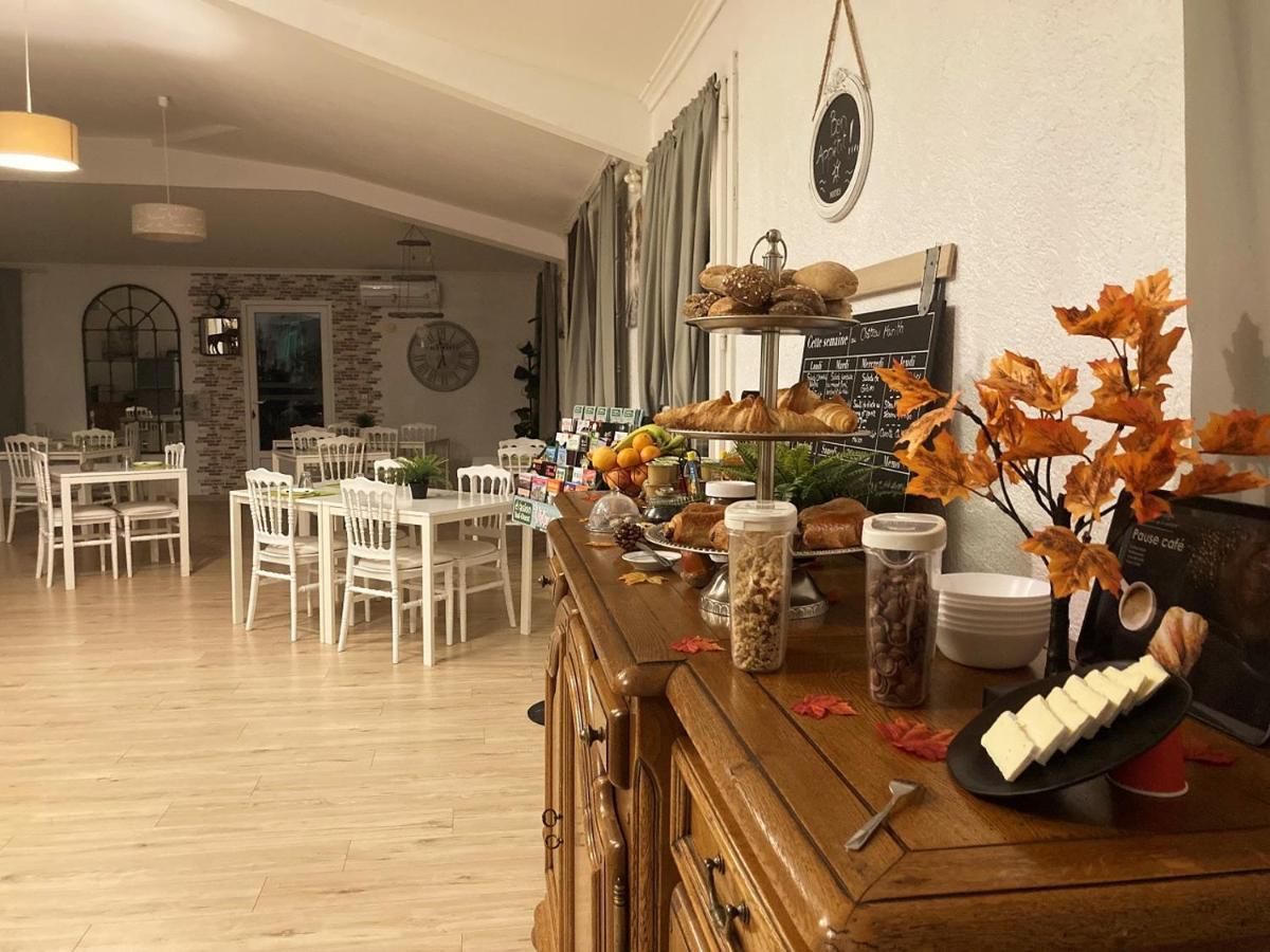 Chateau Marith - Etablissement Climatise Avec Piscine Hotel Clairac  Buitenkant foto